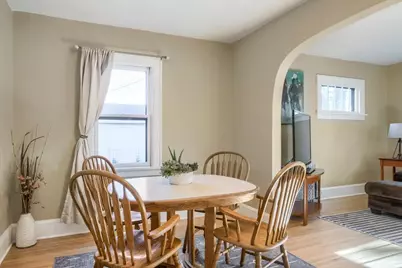 122 W Douglas Street, South Saint Paul, MN 55075 - Photo 9