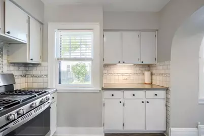 122 W Douglas Street, South Saint Paul, MN 55075 - Photo 15
