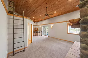 5725 Yucca Ln N, Plymouth, MN 55446 - Photo 31