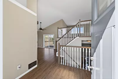 5725 Yucca Lane N, Plymouth, MN 55446 - Photo 7
