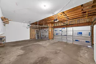 5725 Yucca Ln N, Plymouth, MN 55446 - Photo 45
