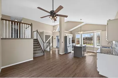 5725 Yucca Lane N, Plymouth, MN 55446 - Photo 9