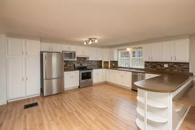 311 Center Avenue S, Eyota, MN 55934 - Photo 15