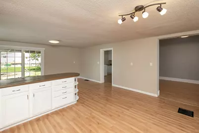 311 Center Avenue S, Eyota, MN 55934 - Photo 17