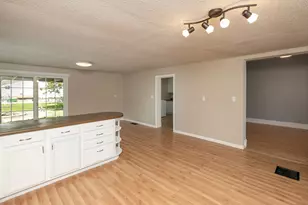 311 Center Ave S, Eyota, MN 55934 - Photo 17