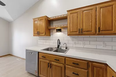 4 Egret Lane, Elysian, MN 56028 - Photo 9