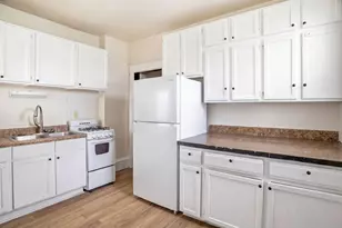572 Ottawa Ave, Saint Paul, MN 55107 - Photo 5