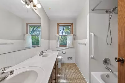 2431 Francis Street, South Saint Paul, MN 55075 - Photo 19