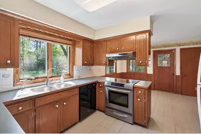2431 Francis Street, South Saint Paul, MN 55075 - Photo 9