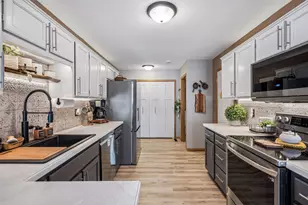 317 Creekside Dr, Buffalo, MN 55313 - Photo 9