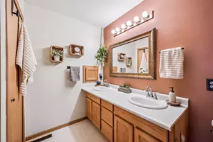 317 Creekside Dr, Buffalo, MN 55313 - Photo 19