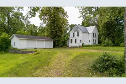 305 Lark Street, Sandstone, MN 55072 - Photo 1