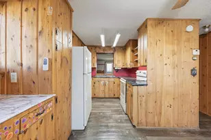 192 Shorewood Dr, Detroit Lakes, MN 56501 - Photo 17