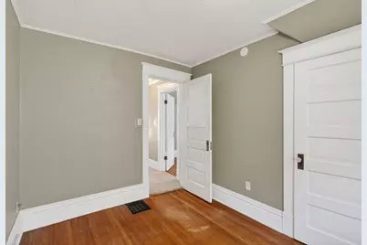 300 4th Avenue S, South Saint Paul, MN 55075 - Photo 19