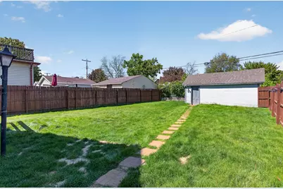 300 4th Avenue S, South Saint Paul, MN 55075 - Photo 25