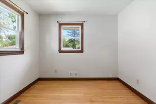 5817 Quail Ave N, Crystal, MN 55429 - Photo 11