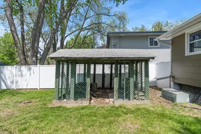 5817 Quail Avenue N, Crystal, MN 55429 - Photo 35