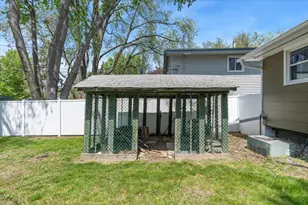 5817 Quail Ave N, Crystal, MN 55429 - Photo 35