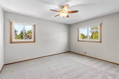 1722 Nokia Way, Eagan, MN 55122 - Photo 21