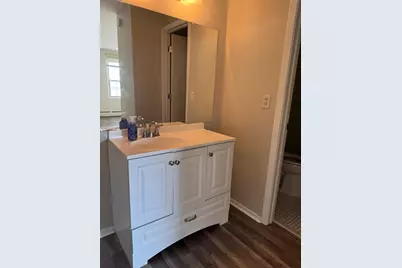 1001 11th Avenue S #5, Hopkins, MN 55343 - Photo 9