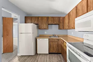 3155 Coachman Rd, Eagan, MN 55121 - Photo 9