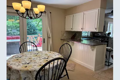 850 Winthrop Street S, Saint Paul, MN 55119 - Photo 9