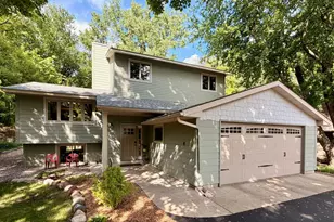 850 Winthrop St S, Saint Paul, MN 55119 - Photo 1