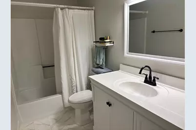 850 Winthrop Street S, Saint Paul, MN 55119 - Photo 19