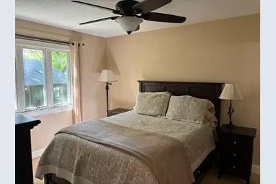 850 Winthrop Street S, Saint Paul, MN 55119 - Photo 15
