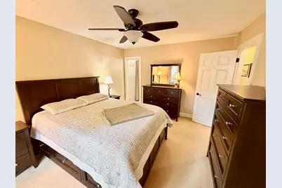 850 Winthrop Street S, Saint Paul, MN 55119 - Photo 23