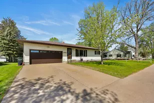 408 4th St SW, Little Falls, MN 56345 - Photo 3