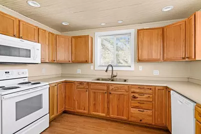 1540 N 7th Avenue E, Duluth, MN 55805 - Photo 9