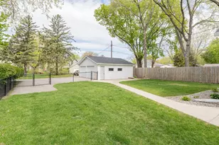 1520 N Broad St, Mankato, MN 56001 - Photo 39