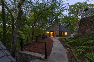 10300 Riverview Rd, Eden Prairie, MN 55347 - Photo 25