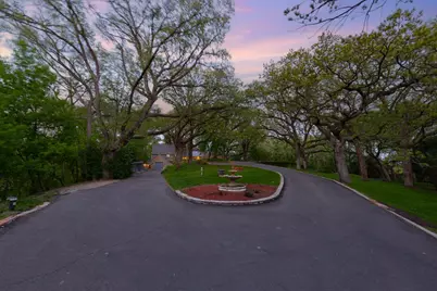 10300 Riverview Road, Eden Prairie, MN 55347 - Photo 19