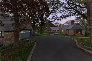 10300 Riverview Rd, Eden Prairie, MN 55347 - Photo 17
