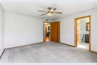 501 Drillane Road, Hopkins, MN 55305 - Photo 13