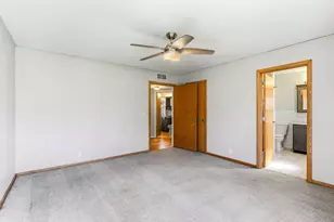 501 Drillane Rd, Hopkins, MN 55305 - Photo 13