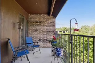 35 Nathan Ln N, Plymouth, MN 55441 - Photo 17