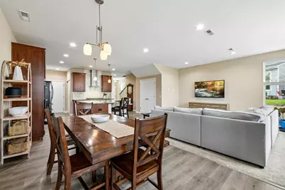 708 Rockburn Road, Chanhassen, MN 55317 - Photo 15