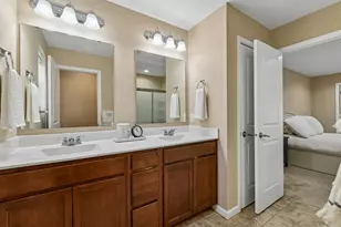 708 Rockburn Rd, Chanhassen, MN 55317 - Photo 25