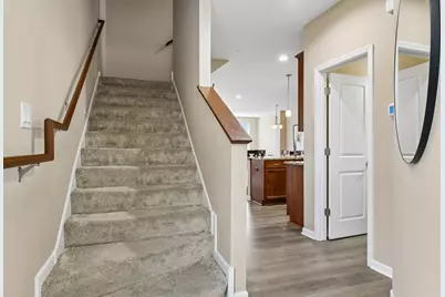 708 Rockburn Road, Chanhassen, MN 55317 - Photo 19