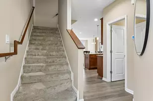 708 Rockburn Rd, Chanhassen, MN 55317 - Photo 19