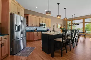 8156 9th St Pl N, Oakdale, MN 55128 - Photo 13