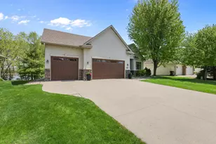 8156 9th St Pl N, Oakdale, MN 55128 - Photo 5