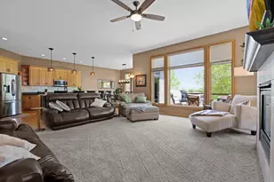 8156 9th St Pl N, Oakdale, MN 55128 - Photo 21