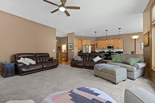 8156 9th St Pl N, Oakdale, MN 55128 - Photo 19