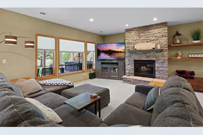8156 9th Street Place N, Oakdale, MN 55128 - Photo 39