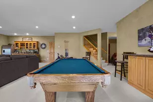 8156 9th St Pl N, Oakdale, MN 55128 - Photo 35