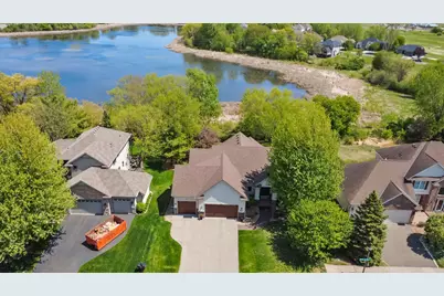 8156 9th Street Place N, Oakdale, MN 55128 - Photo 3